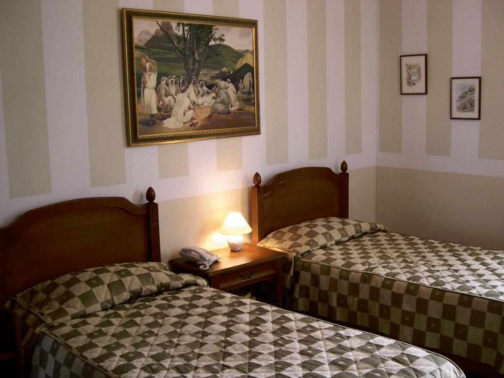 Hotel Piccolo Mondo Bukurešť Pokoj fotografie